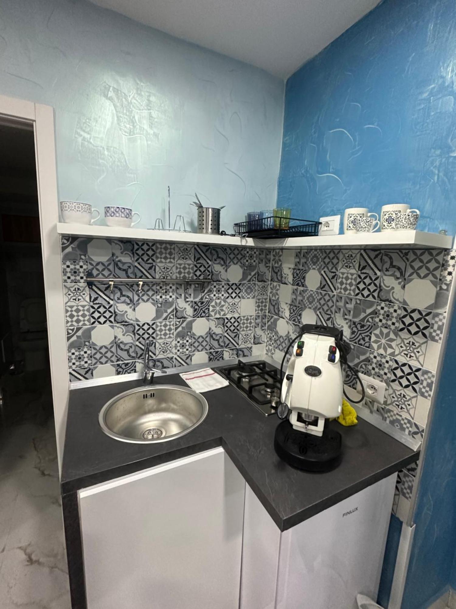 Blue House Apartment เนเปิลส์ ภายนอก รูปภาพ